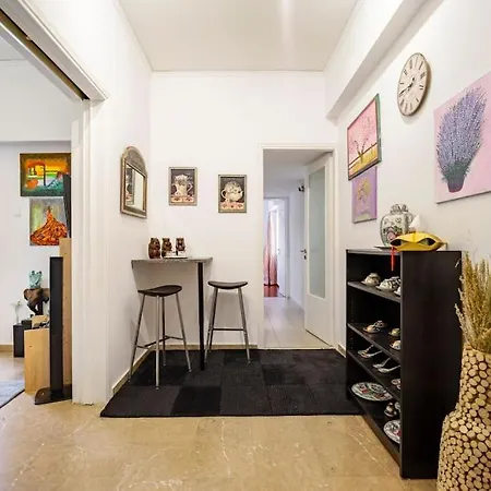 Paradise Cozy 53 Sqm Near To Metro * Athens
