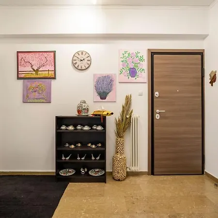 Paradise Cozy 53 Sqm Near To Metro * Athens
