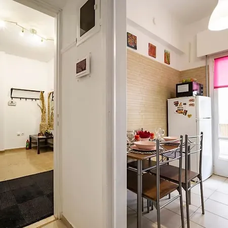 Paradise Cozy 53 Sqm Near To Metro Athens