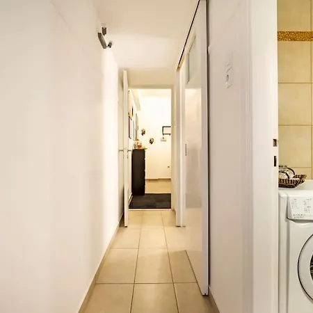 Apartment Paradise Cozy 53 Sqm Near To Metro *