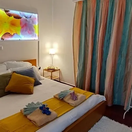 Paradise Cozy 53 Sqm Near To Metro